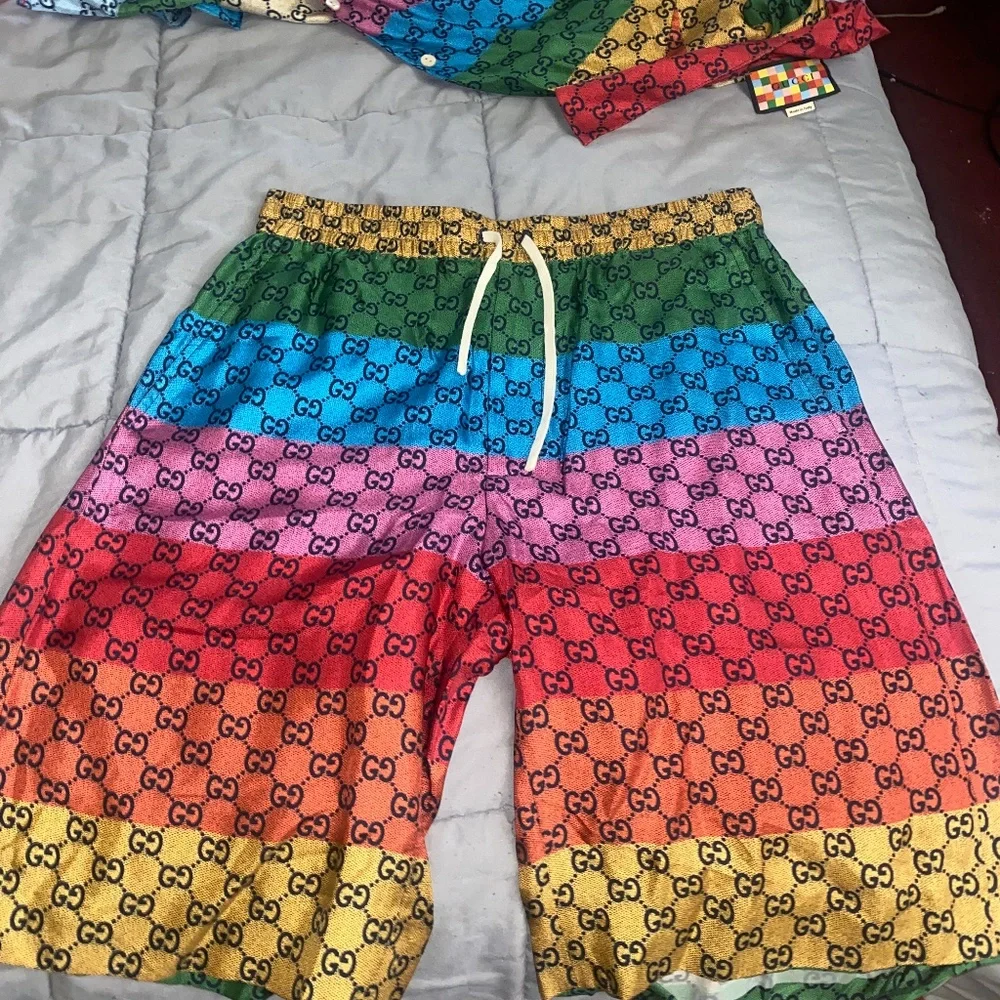 Men’s multi color Gucci Shorts - Picture 1 of 3